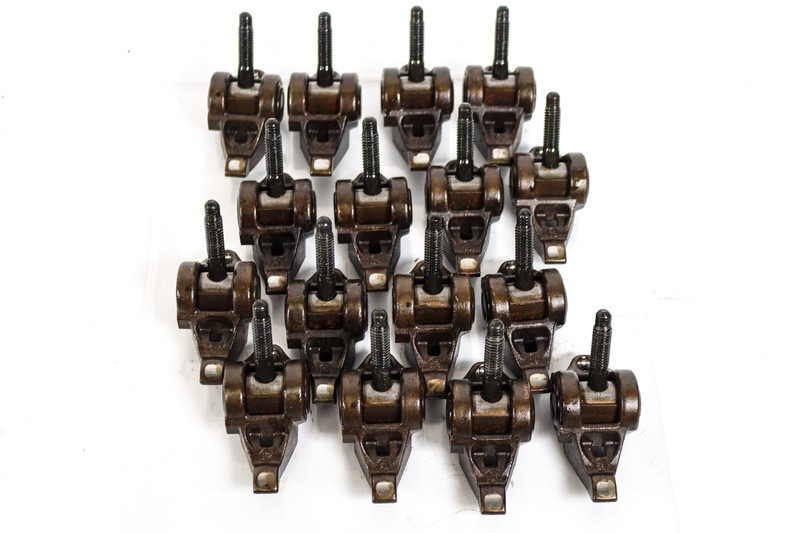 GM LS Rocker Arms & Bolts 4.8L 5.3L 6.0L 6.2L LS1 LS2 LS3 LS6 LQ4 LQ9 LY5 *USED*