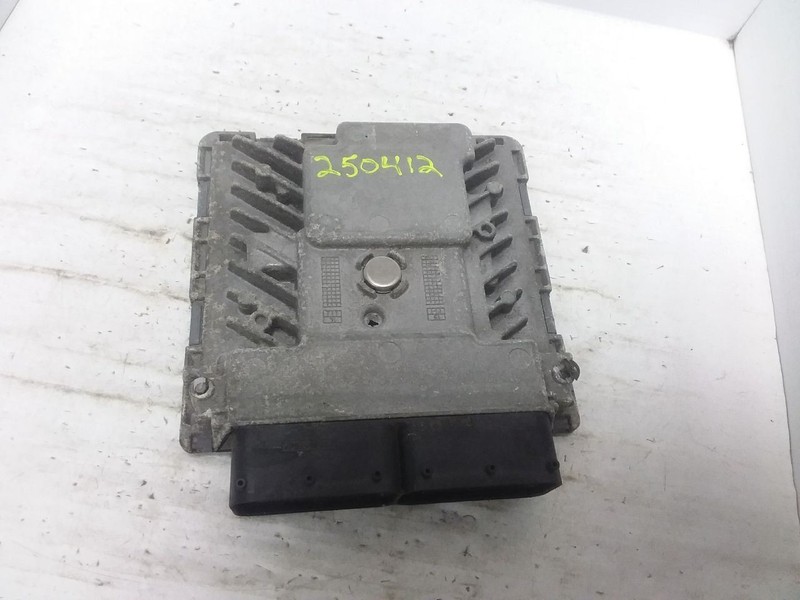 Engine ECM Electronic Control Module 1.8L Fits 14-15 BEETLE 06K906070H