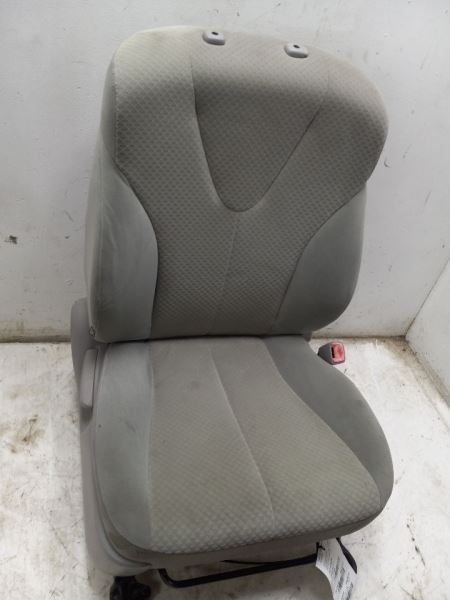 07-09 TOYOTA CAMRY LE PASSENGER SIDE FRONT GRAY CLOTH SEAT