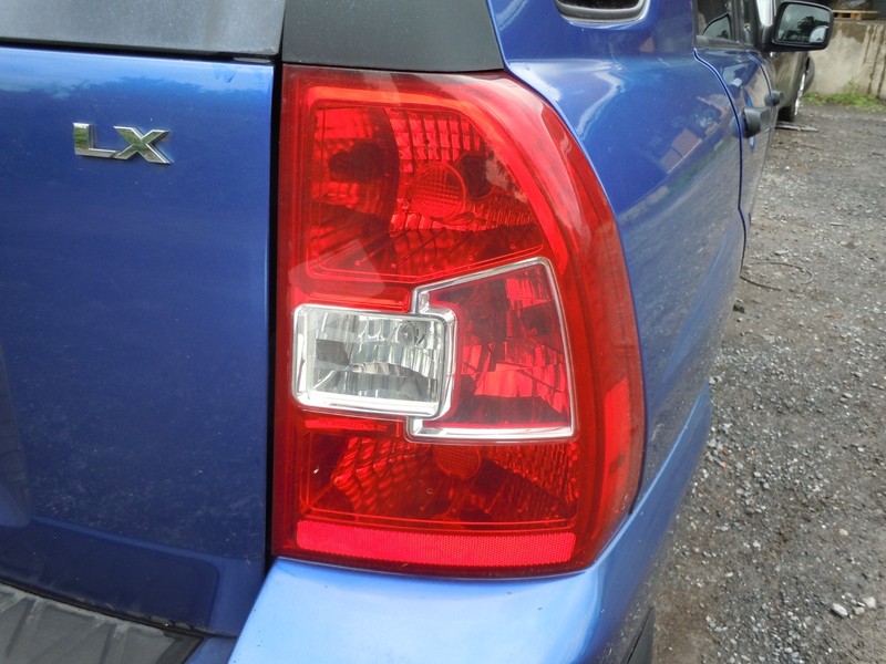 2009 2010 Kia Sportage Tail Light Lamp Passenger Right