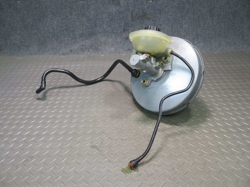 2000-2004 PORSCHE BOXSTER 986 M/T BRAKE MASTER CYLINDER BOOSTER FLUID RESERVOIR