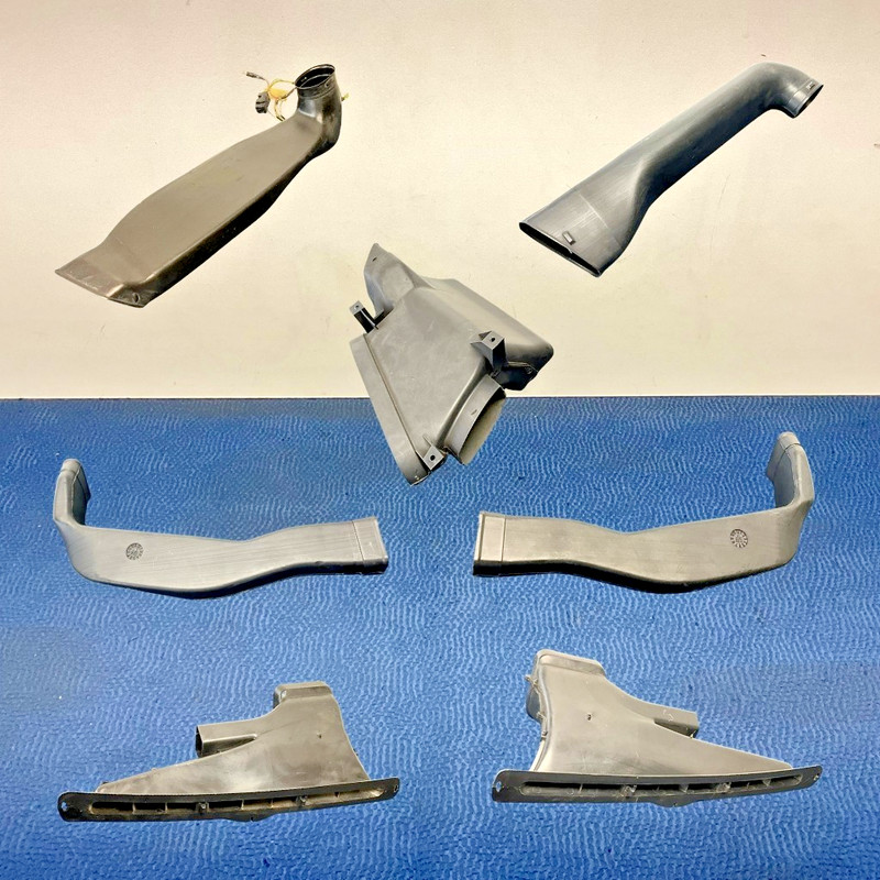 83–93 BMW E30 325e Dashboard Cold Air Duct Vent Dash Ventilation AC A/C SET OEM