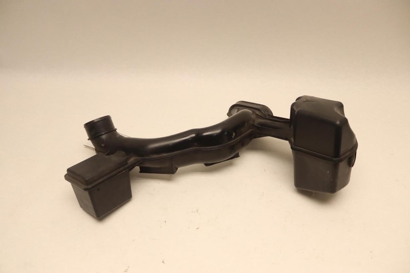 2020-2022 TOYOTA COROLLA 1.8L HYBRID AIR CLEANER AIR INTAKE RESONATOR HOSE OEM