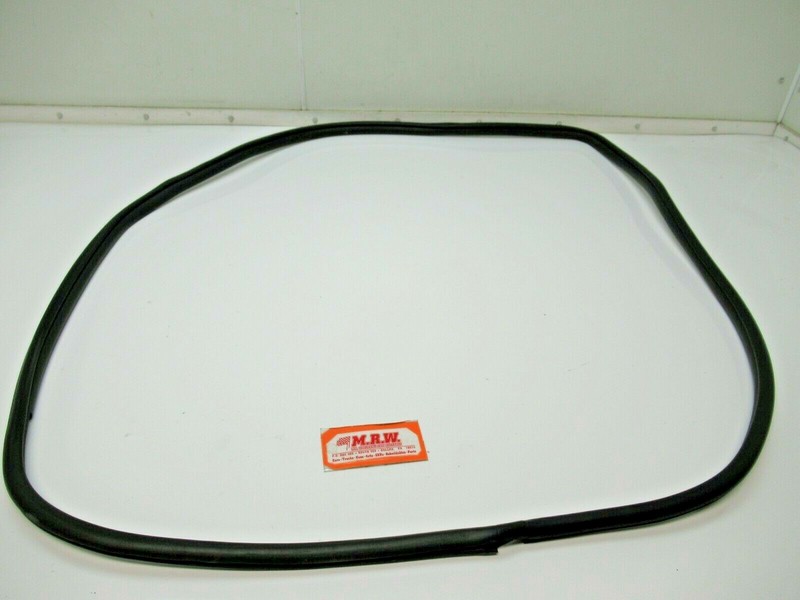FRONT DOOR RUBBER SEAL STRIP WEATHER GASKET MOLDING ON BODY 08-15 SCION XB LEFT
