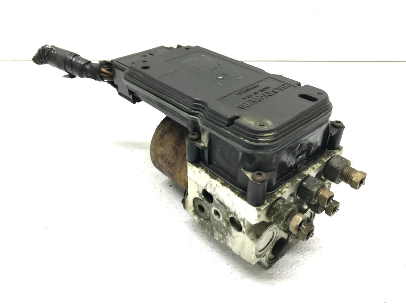 00 01 02 Ford Expedition Navigator ABS Pump Anti Lock Brake Module OEM