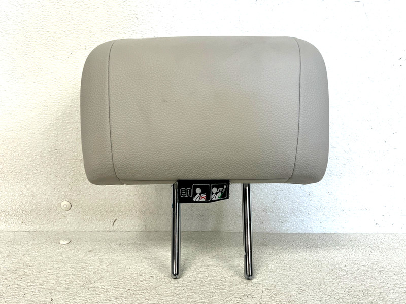 ⭐2014-2019 MERCEDES-BENZ CLA250 REAR CENTER SEAT HEADREST HEAD REST OEM LOT2745