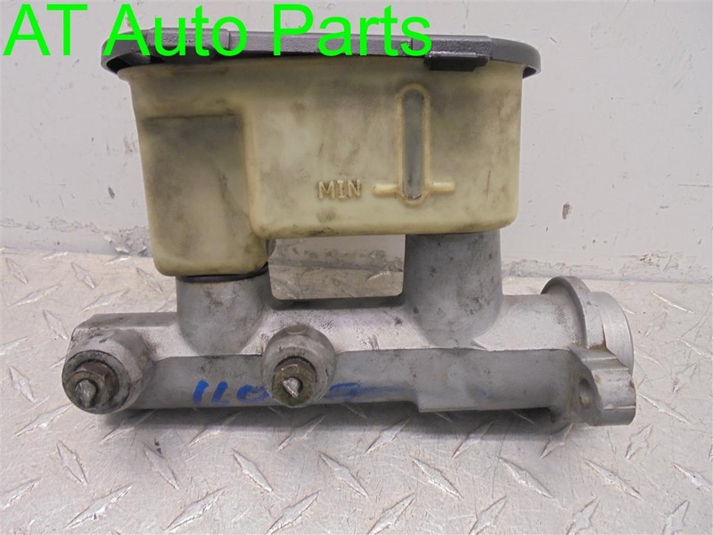 94-99 CHEVROLET C1500 C2500 TAHOE 5.7L BRAKE MASTER CYLINDER OEM 18029967