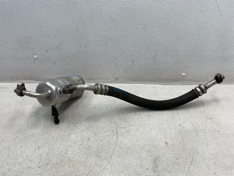 2003-2007 Hummer H2 AC Air Conditioning Accumulator Drier Dryer W/Hose 1630 OEM