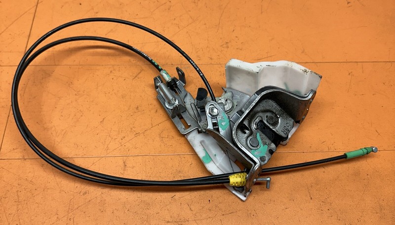 2011 - 19 TOYOTA SIENNA REAR RIGHT SLIDE DOOR FORWARD LATCH LOCK ACTUATOR OEM