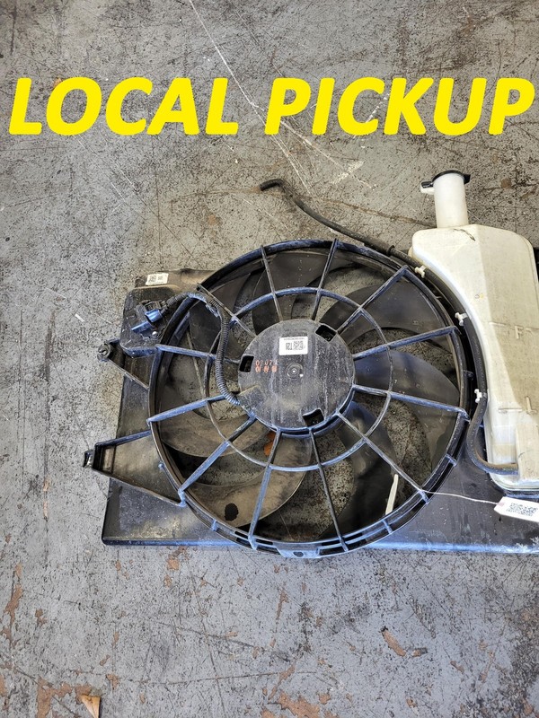 Used Oem Kia Engine Radiator Cooling Fan Shroud & Motor 2020-2025 Soul 2.0L FWD