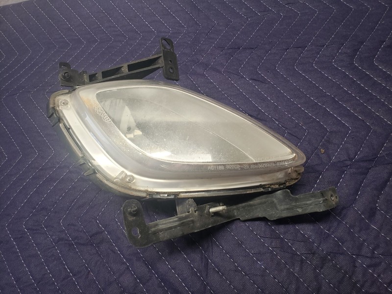 2012 HYUNDAI ELANTRA Right passenger fog lamp light Sedan Korea OEM 11 12 13