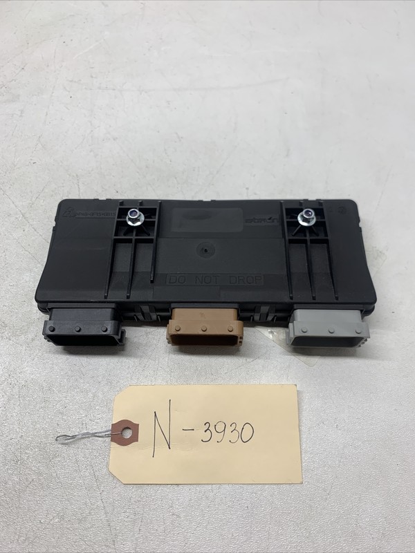 15-21 Tesla MX Passenger Seat Control Unit Module Right 1068116-00 3930 b60