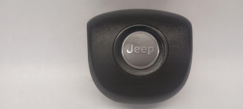 14-'18 JEEP CHEROKEE Left driver steering wheel Air Bag black OEM