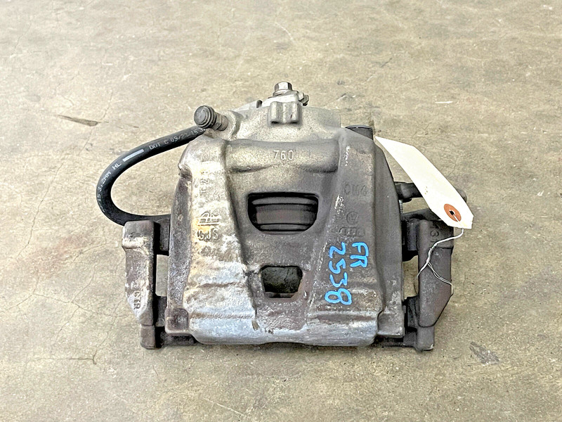 ⭐2015-2018 AUDI Q3 FRONT RIGHT PASSENGER SIDE DISC BRAKE CALIPER OEM LOT2538