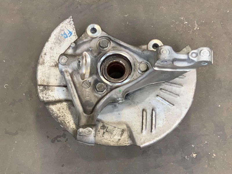 2018-2021 BUICK ENCLAVE FRONT RIGHT SUSPENSION SPINDLE KNUCKLE OEM #A0.18