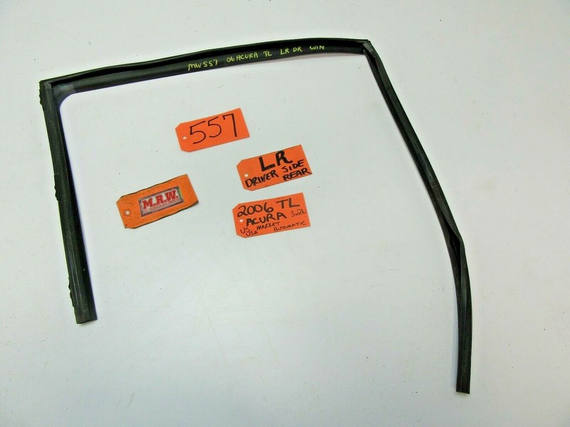 LEFT REAR DOOR RUBBER SEAL DOOR WEATHER STRIP CHANNEL TRACK LR LH L for 04-08 TL