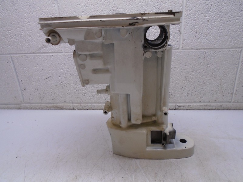AA5 Johnson Evinrude Exhaust Housing Assy 438116 0438116 343021