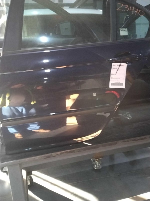 2003 BMW 325I Left Rear Door Blue Good Condition 48K Miles OEM Part 30587