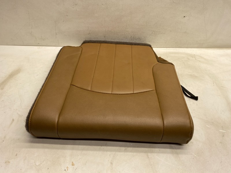 2013-2017 BUICK ENCLAVE 3RD ROW RIGHT REAR LOWER SEAT CUSHION BROWN OEM