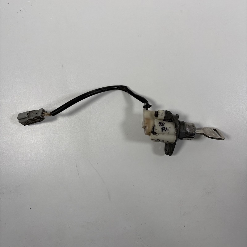 96-98 Acura RL Trunk Lock Cylinder 74861-SW5-A01 OEM