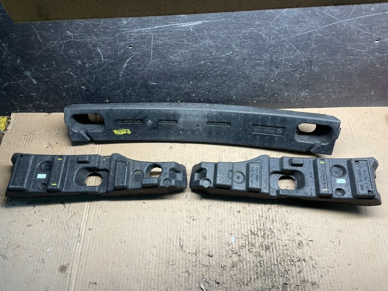 2007-2008 Mercedes W164 ML550 ML63 AMG Front Bumper Impact Absorber V5412 DG