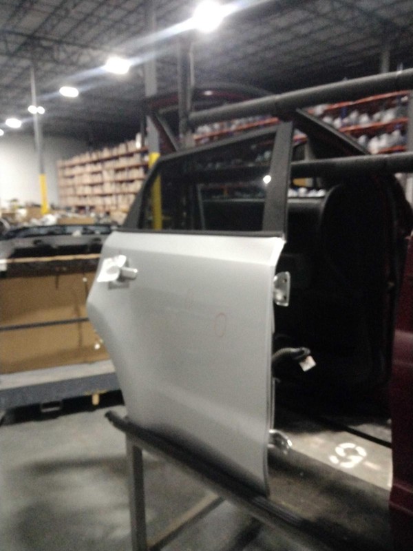 2017 KIA SOUL Rear Right Door SILVER Used 128K Miles OEM Part #572595