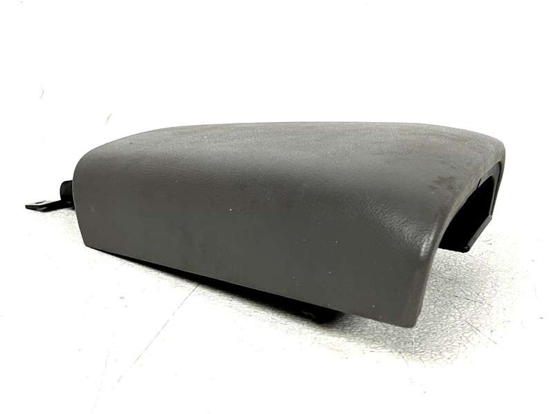 ⭐2021-2025 HYUNDAI ELANTRA CENTER CONSOLE ARMREST STORAGE LID COVER OEM LOT2710