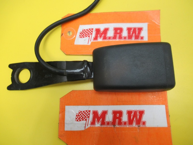 SEAT BELT BUCKLE Passenger SIDE FRONT INNER CLIP for 05 06 07 08 09 10 SCION TC