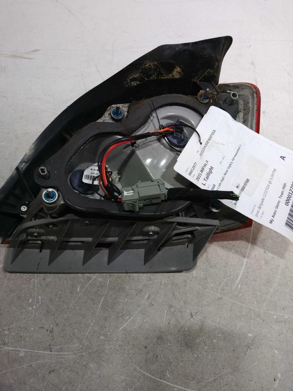 2015 Chevrolet Impala Left Tail Light Assembly White OEM 188184 199K Miles