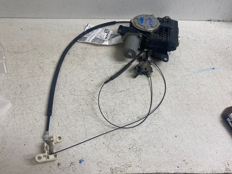 2011-2017 Honda Odyssey Right Passenger Sliding Rear Door Open Motor Electric