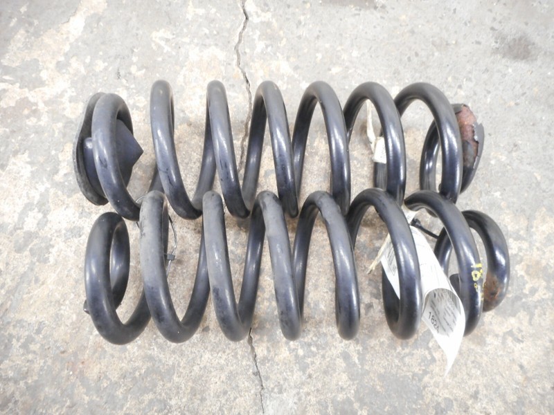 01-06 BMW X5 Rear Driver Left Passenger Right Coil Spring Pair OEM