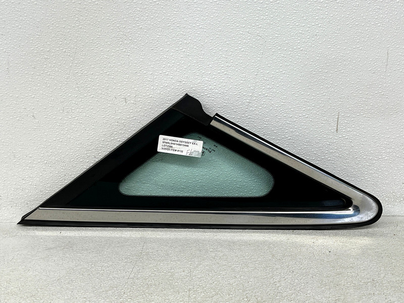 ⭐2011-2017 HONDA ODYSSEY FRONT LEFT SIDE CORNER VENT TRINGULAR GLASS OEM LOT2586