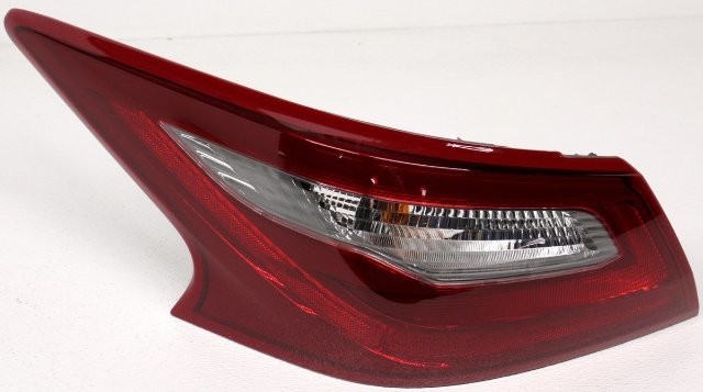 OEM Nissan Altima Left Driver Side Halogen Tail Lamp Reflector Loose