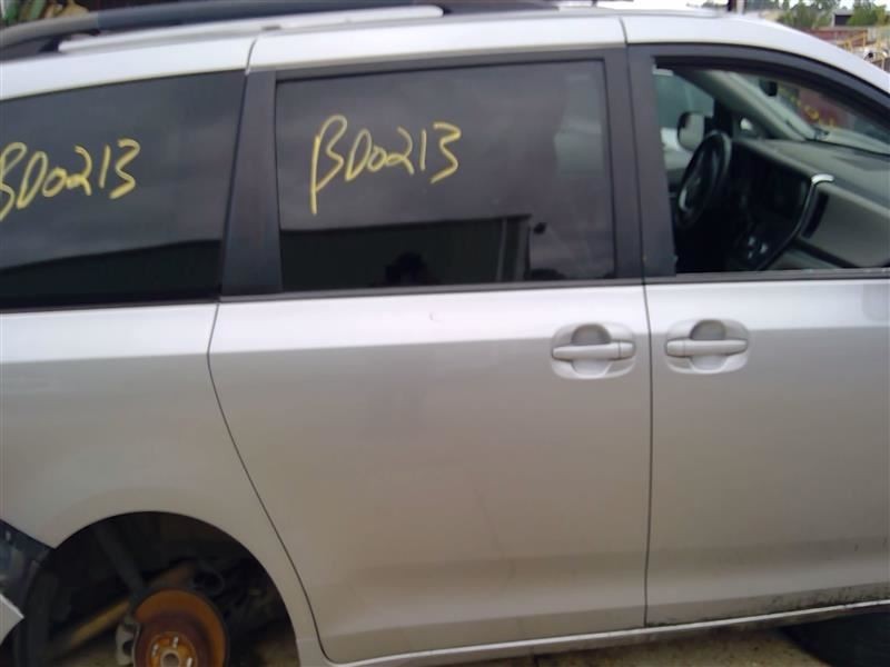 Passenger Rear Side Door Power Sliding Fits 11-19 SIENNA 573052