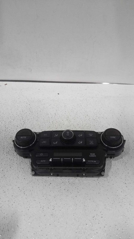 2016 GMC Yukon A/C Selector Switch OEM Grey Used 119K Miles Warranty