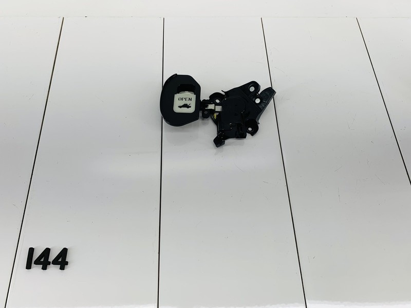 14-25 MAZDA 3 SEDAN REAR BACK TRUNK DECK COVER LID LOCK LATCH ACTUATOR OEM