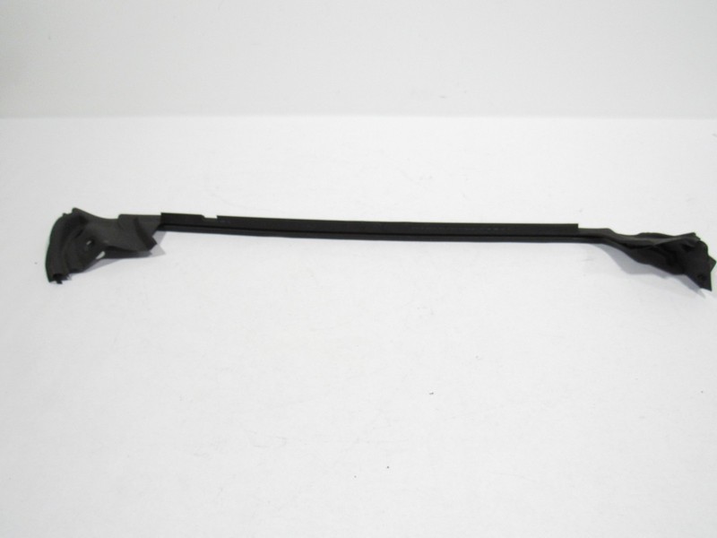 19-23 Mercedes CLS450 C257 2021 Rear Left Door Window Weatherstrip Seal ; :A