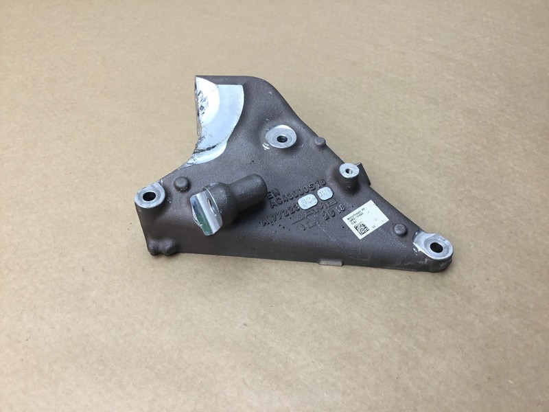 Mercedes GT 63 S AMG X290 2019 Front Right Engine Motor Mount Support 18 -21 :A