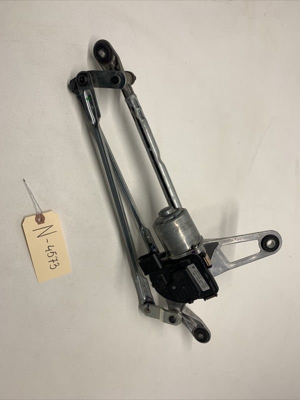 2021-2023 Tesla Model S Front Windshield Wiper Motor Mechanism Assembly 4573 S22