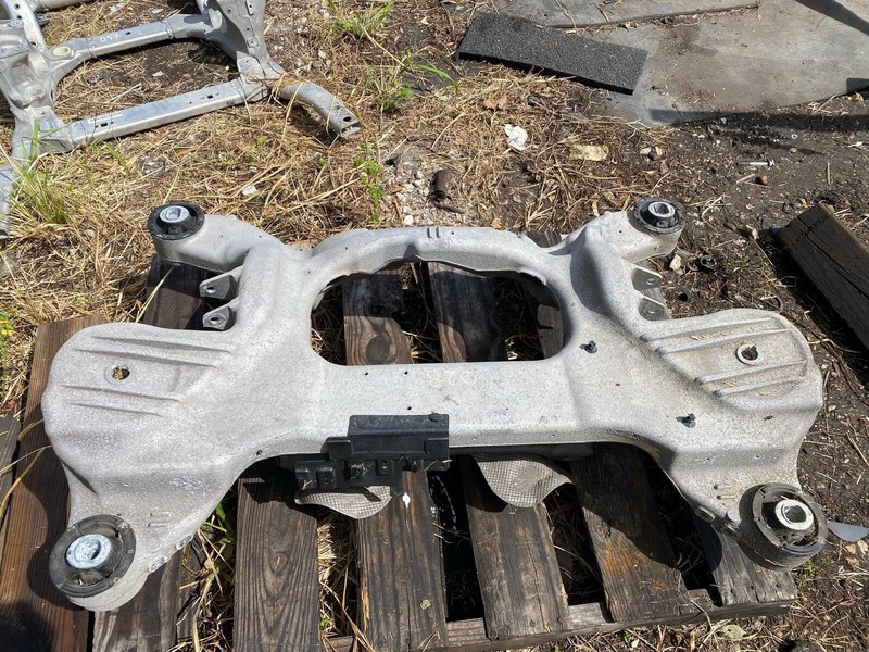 14-17 RANGE ROVER SPORT REAR SUSPENSION CROSSMEMBER SUBFRAME CRADLE OEM