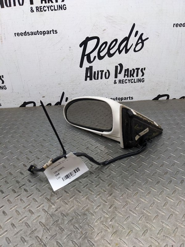 Driver Side View Mirror Power Non-heated Opt DE6 Fits 00-05 LESABRE 1164094