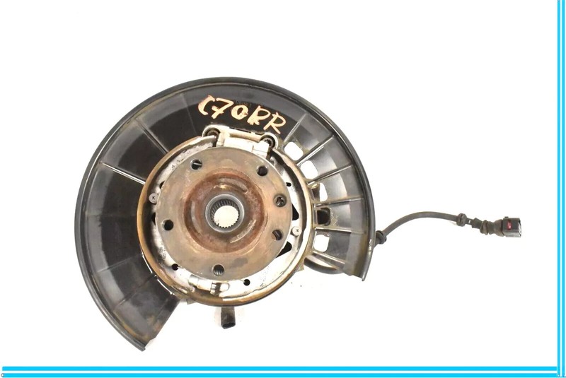 11-17 Porsche Cayenne Rear Right Passenger Side Spindle Knuckle OEM