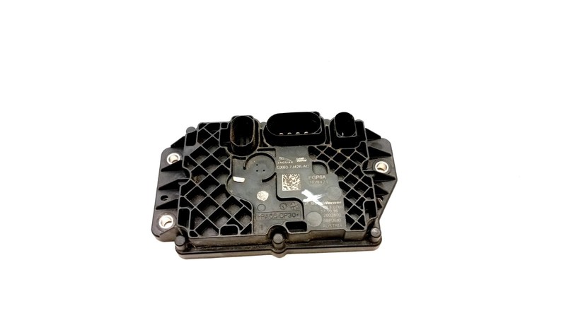 17-20 JAGUAR X760 XE XF F-PACE 3.0L 2.0L TRANSFER CASE CONTROL MODULE OEM 090324
