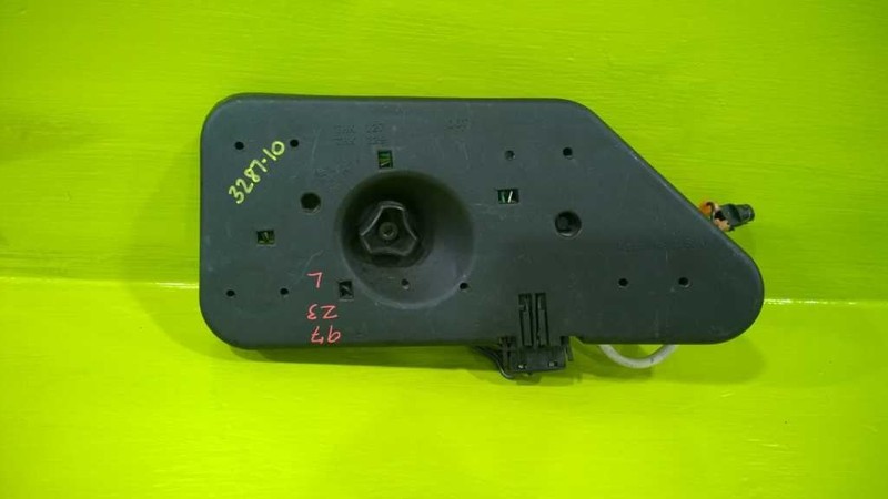 96 97 98 99 00 01 02 Z3 DRIVER LEFT TAILLIGHT LAMP BULB HOLDER OEM 3287-10