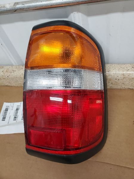 Passenger Tail Light Quarter Mounted From 12/98 Fits 96-99 PATHFINDER 282530