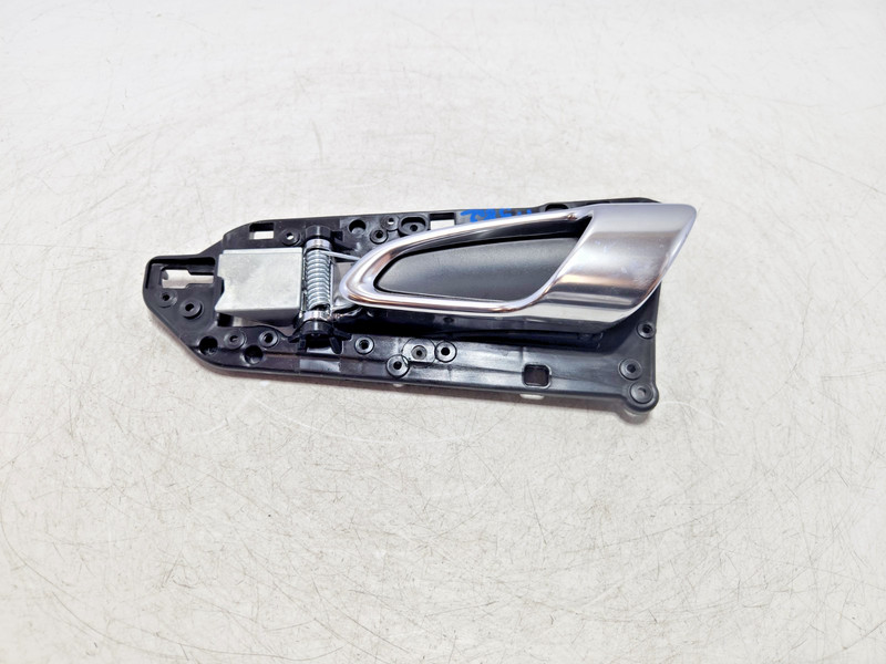 ✅ 11-18 OEM Porsche Cayenne Turbo S 958 Rear Left Driver Interior Door Handle
