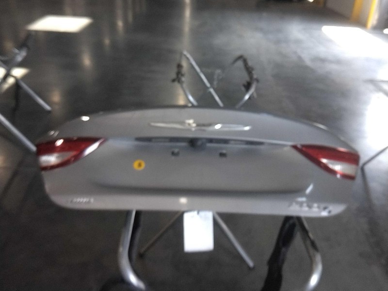 2016 Chrysler 200 Deck Lid Trunk Lid Silver OEM 68110363AC 68110364AC 94000 Mi