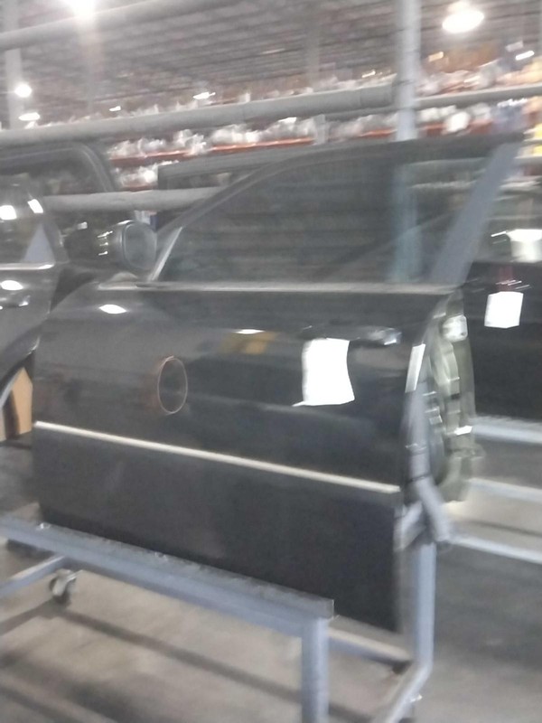 2006 Chrysler 300 Left Front Door Black Used OEM 277578 75K Miles