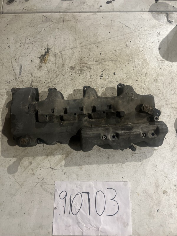 1998-2002 Mercedes CLK320 Cylinder Head Valve Cover Passenger Side OEM