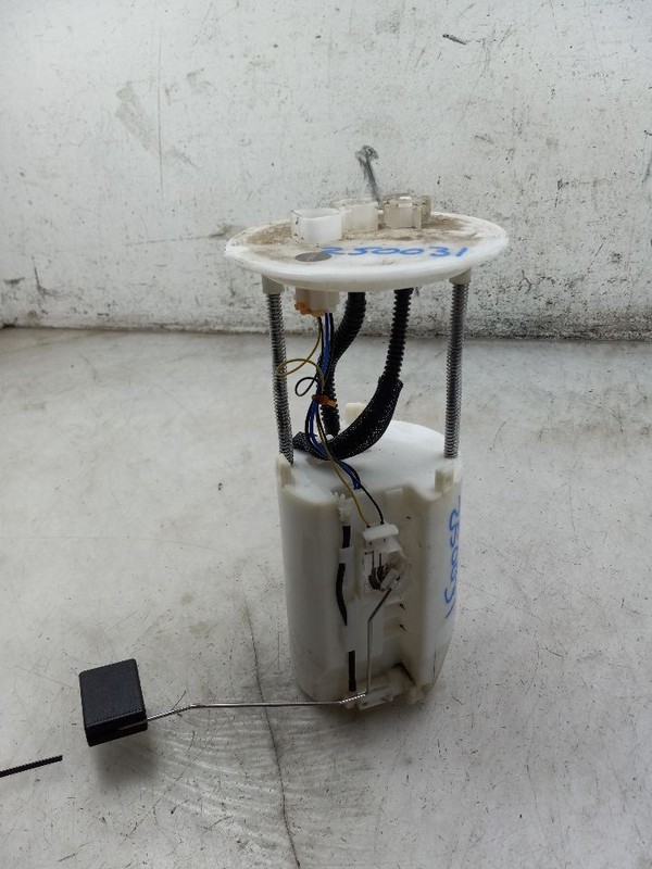05-15 TOYOTA TACOMA 4.0L FUEL PUMP ASSEMBLY 1GRFE